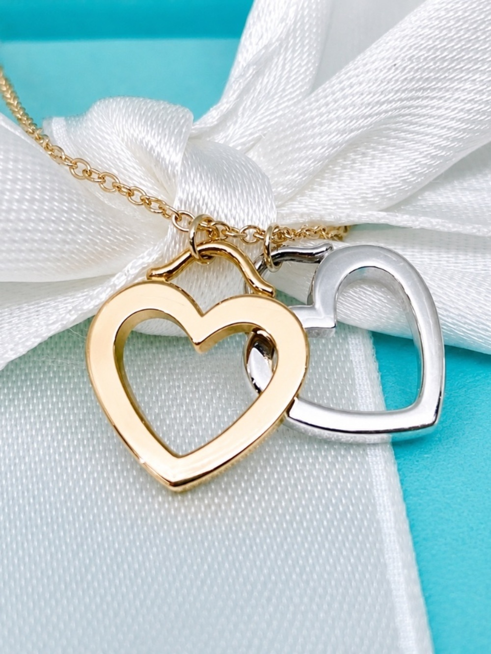 TIFFANY & CO Double sentimental Heart Necklace 18k Gold 925 Silver retired!